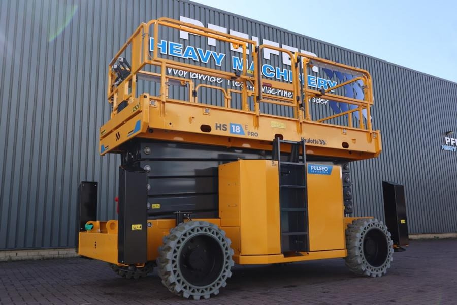 Haulotte HS18EPRO Valid Inspection, Electric 4x4 Drive, Ver - Scissor lift: picture 1 Haulotte HS18EPRO Valid Inspection, Electric 4x4 Drive, Ver - Scissor lift: picture 1
