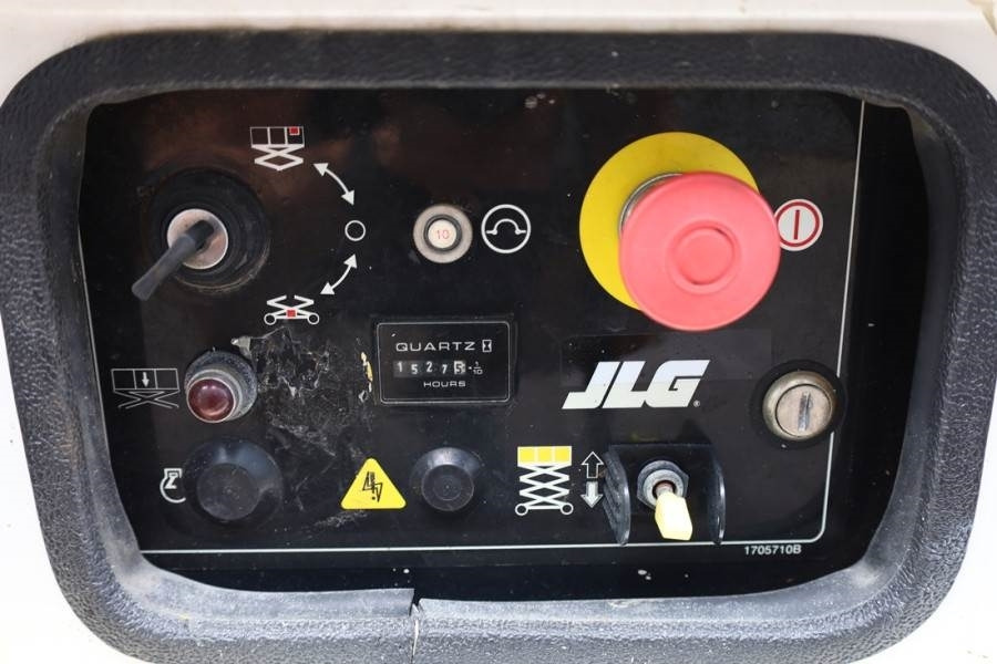 JLG 4069LE Electric, 14.2m Working Height, 360kg Capac - Scissor lift: picture 4 JLG 4069LE Electric, 14.2m Working Height, 360kg Capac - Scissor lift: picture 4