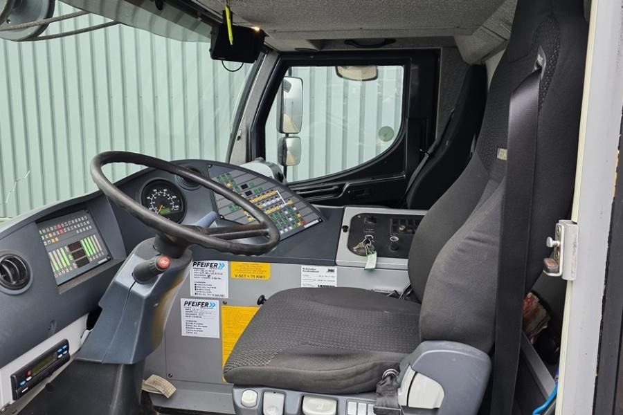 Liebherr MK63 Dutch Registration, Valid TCVT Inspection, 6x - Tower crane: picture 4 Liebherr MK63 Dutch Registration, Valid TCVT Inspection, 6x - Tower crane: picture 4