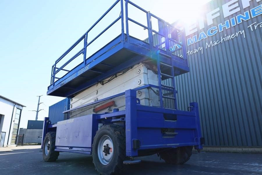 Scissor lift Liftlux SL210-25D4WDS/P Diesel, Hydraulic Deck Extension,: picture 8