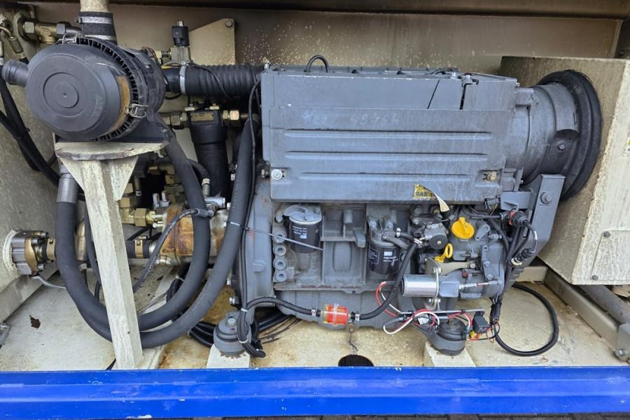 Liftlux SL210-25D4WDS/P Diesel, Hydraulic Deck Extension, - Articulated boom: picture 5 Liftlux SL210-25D4WDS/P Diesel, Hydraulic Deck Extension, - Articulated boom: picture 5