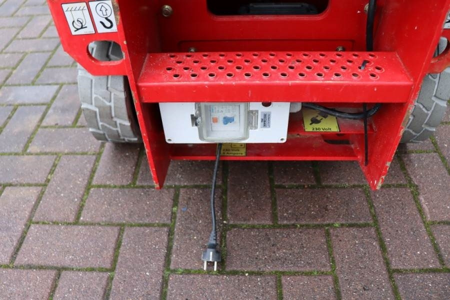 Magni ES0807E Available Directly From Stock, Electric, 7 - Scissor lift: picture 4 Magni ES0807E Available Directly From Stock, Electric, 7 - Scissor lift: picture 4