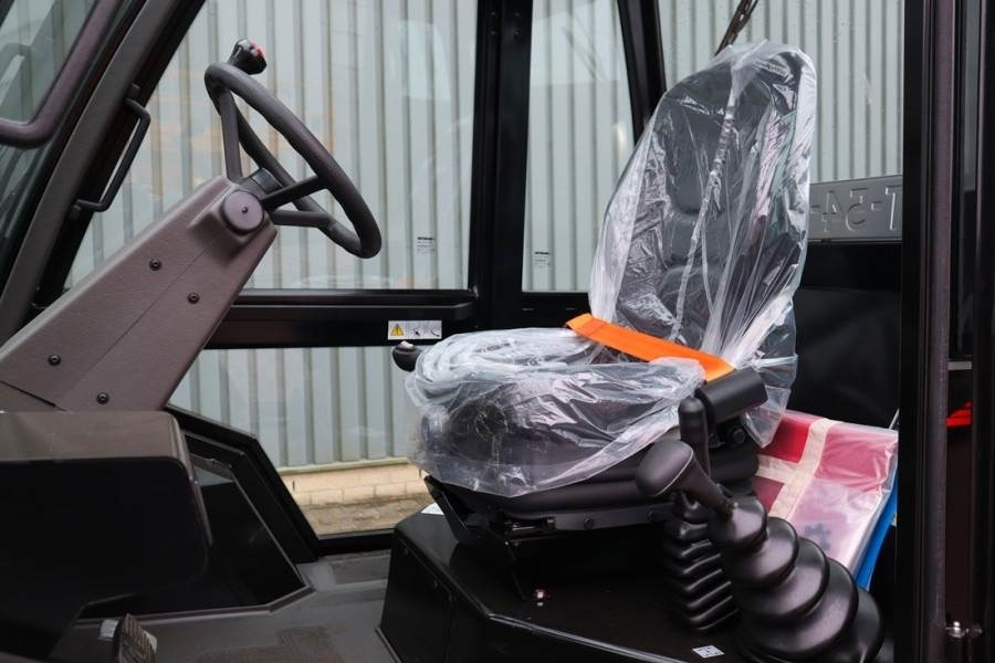 Rough terrain forklift Manitou M50-4 Valid Inspection, *Guarantee, Diesel, 4x4 Dr: picture 11