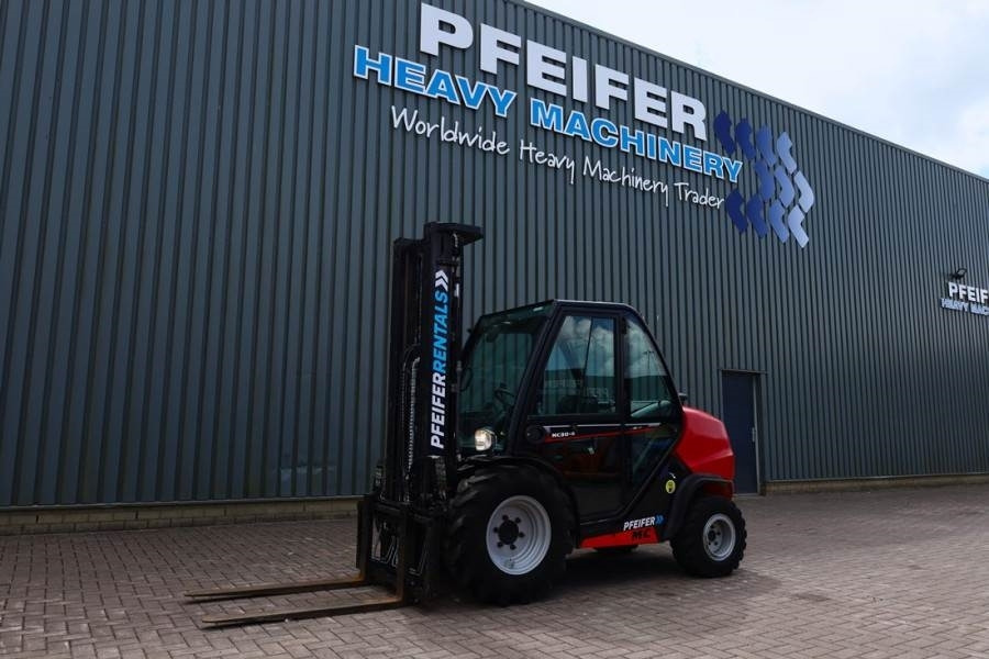 Manitou MC30-4 Valid Inspection, *Guarantee, Diesel, 4x4 D - Rough terrain forklift: picture 1 Manitou MC30-4 Valid Inspection, *Guarantee, Diesel, 4x4 D - Rough terrain forklift: picture 1