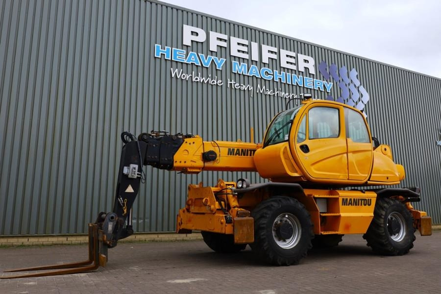 Manitou MRT2150 Privilege Diesel, 4x4 Drive And 4-Wheel St - Telescopic handler: picture 1 Manitou MRT2150 Privilege Diesel, 4x4 Drive And 4-Wheel St - Telescopic handler: picture 1