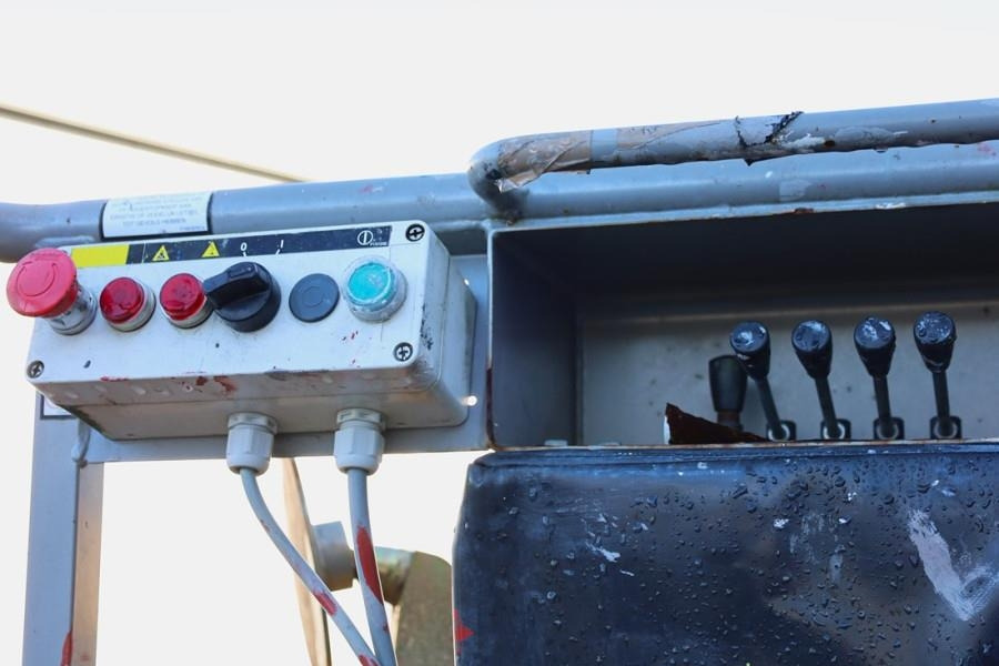 Niftylift 120TE Electric, 12.2m Working Height, 6.1m Reach, - Trailer mounted boom lift: picture 4 Niftylift 120TE Electric, 12.2m Working Height, 6.1m Reach, - Trailer mounted boom lift: picture 4