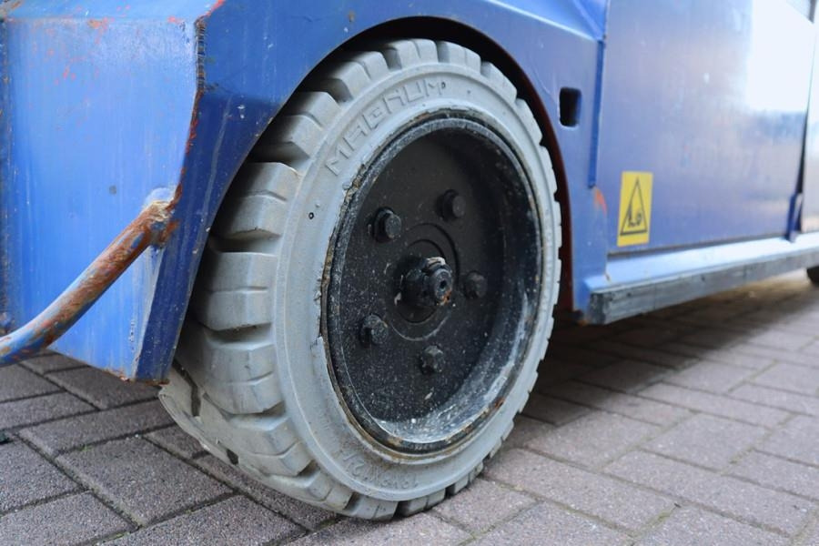 Scissor lift PB LIFT S171-16E Electric, 17.3m Working Height, 400k: picture 13 Scissor lift PB LIFT S171-16E Electric, 17.3m Working Height, 400k: picture 13