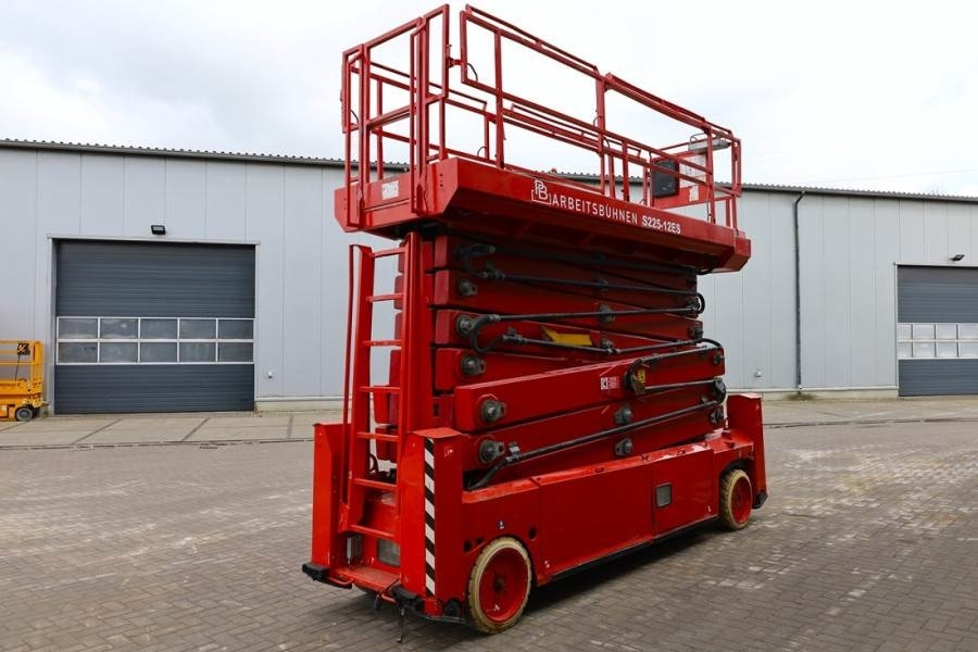PB LIFT S225-12ES Electric, 22.5m Working Height, 450 - Scissor lift: picture 2 PB LIFT S225-12ES Electric, 22.5m Working Height, 450 - Scissor lift: picture 2