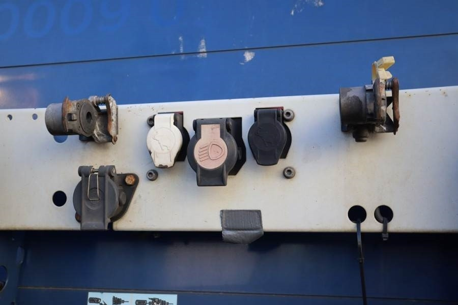 Schmitz Cargobull SCB3ST CoC Documents, TuV Loading Certif - Curtainsider trailer: picture 4 Schmitz Cargobull SCB3ST CoC Documents, TuV Loading Certif - Curtainsider trailer: picture 4