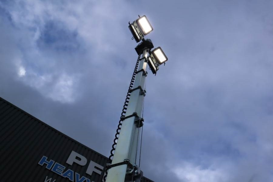 Trime X-BOX 4x320 LED Valid inspection, *Guarantee  - Lighting tower: picture 4 Trime X-BOX 4x320 LED Valid inspection, *Guarantee  - Lighting tower: picture 4