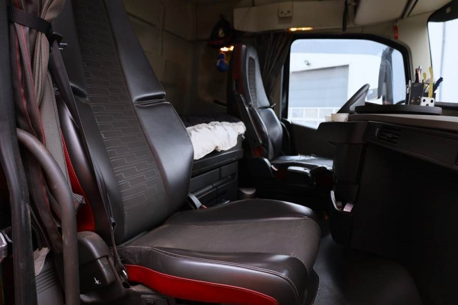 All terrain crane Volvo FH460 Globetrotter / EFFER 955 8S Euro 6, Valid In: picture 21