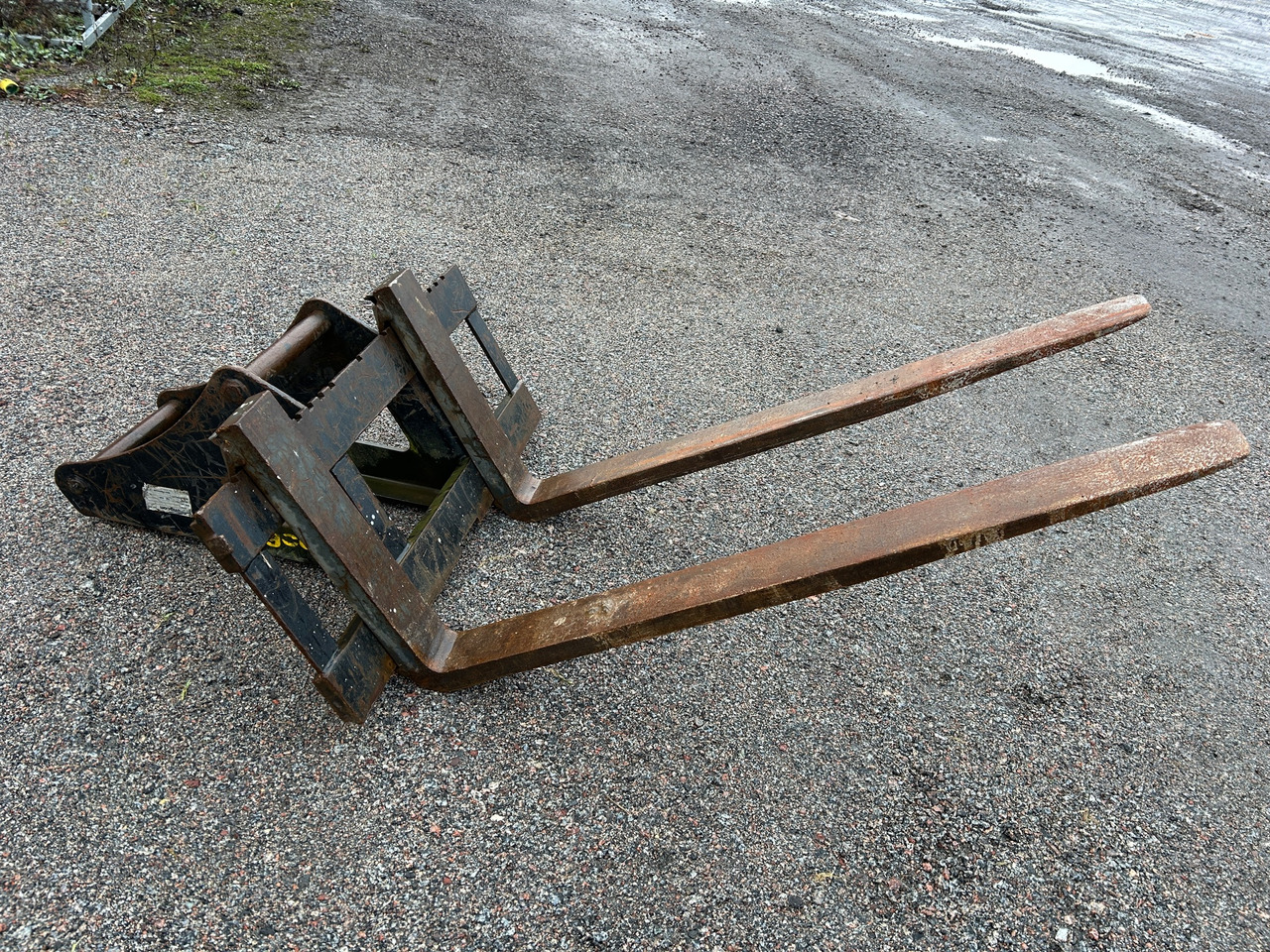 Engcon GAF-GH1000S45 - Forks for Construction machinery: picture 1 Engcon GAF-GH1000S45 - Forks for Construction machinery: picture 1