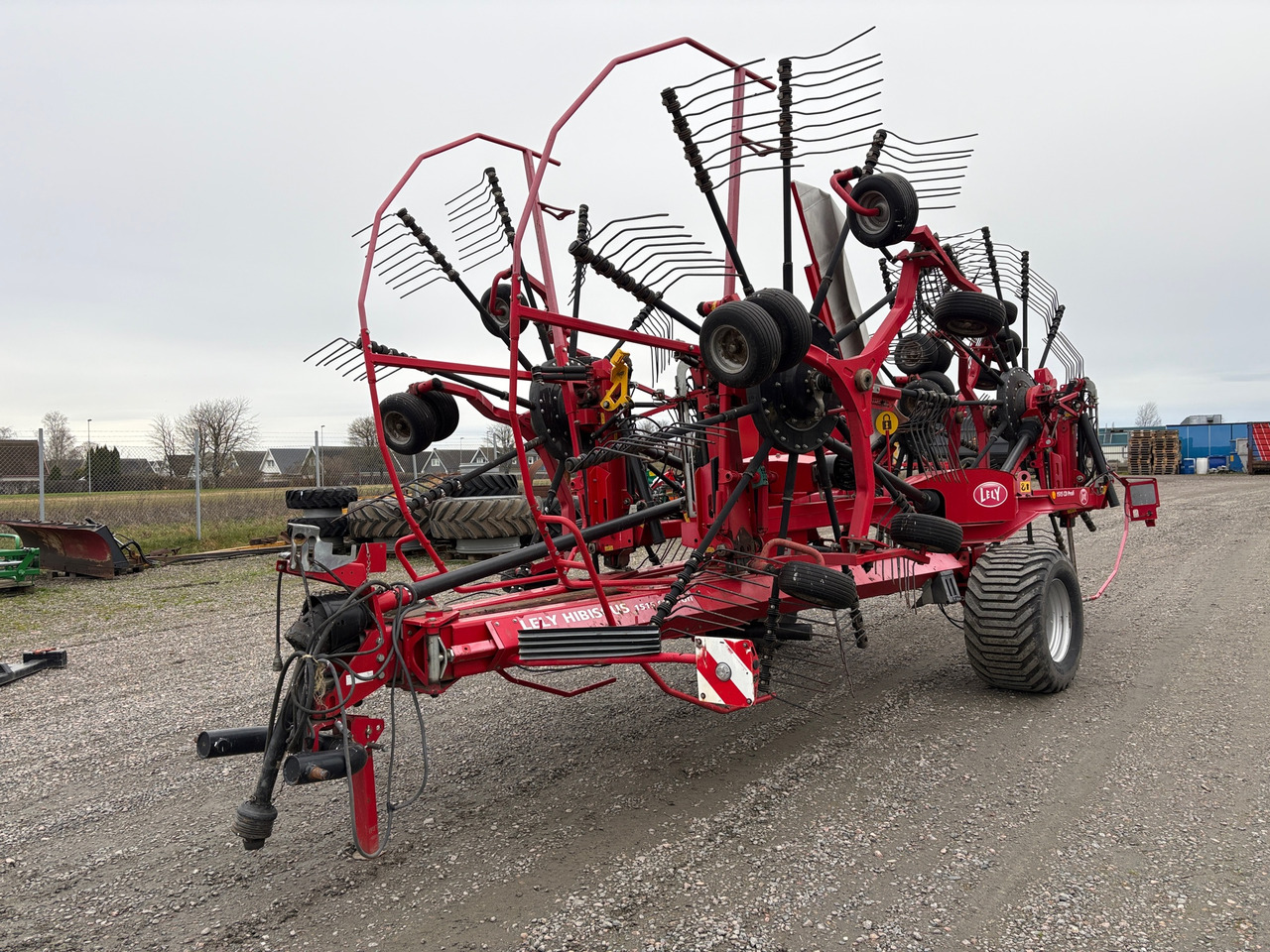 Lely Hibiscus 1515 CD Profi - Tedder/ Rake: picture 1 Lely Hibiscus 1515 CD Profi - Tedder/ Rake: picture 1