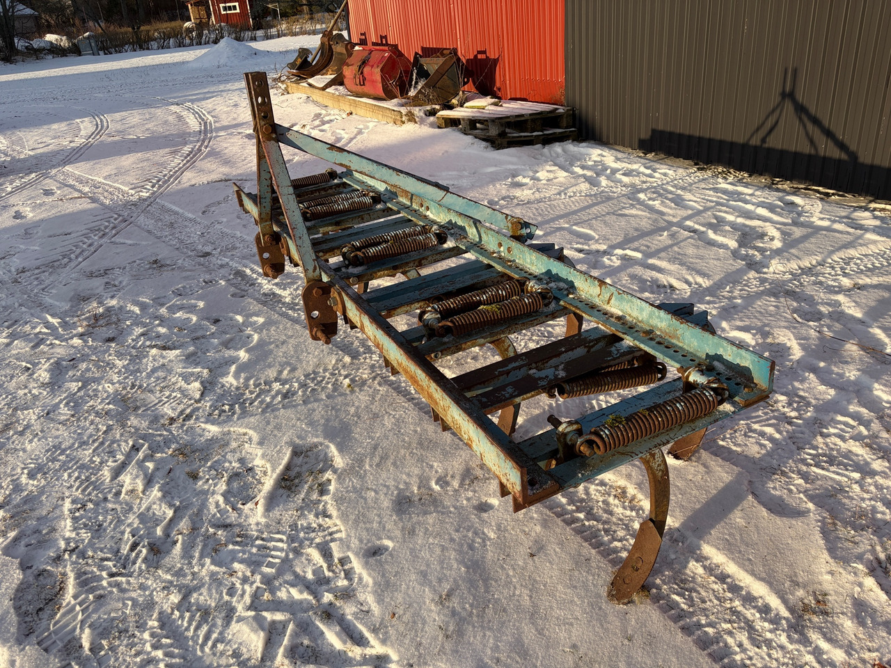 Mads Amby - Soil tillage equipment: picture 1 Mads Amby - Soil tillage equipment: picture 1