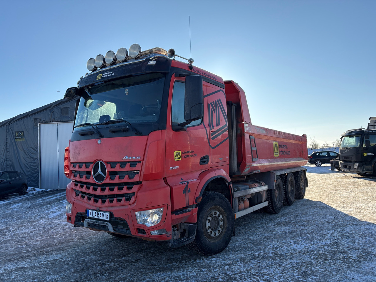Mercedes-Benz 963-8-H - Hook lift truck: picture 1 Mercedes-Benz 963-8-H - Hook lift truck: picture 1
