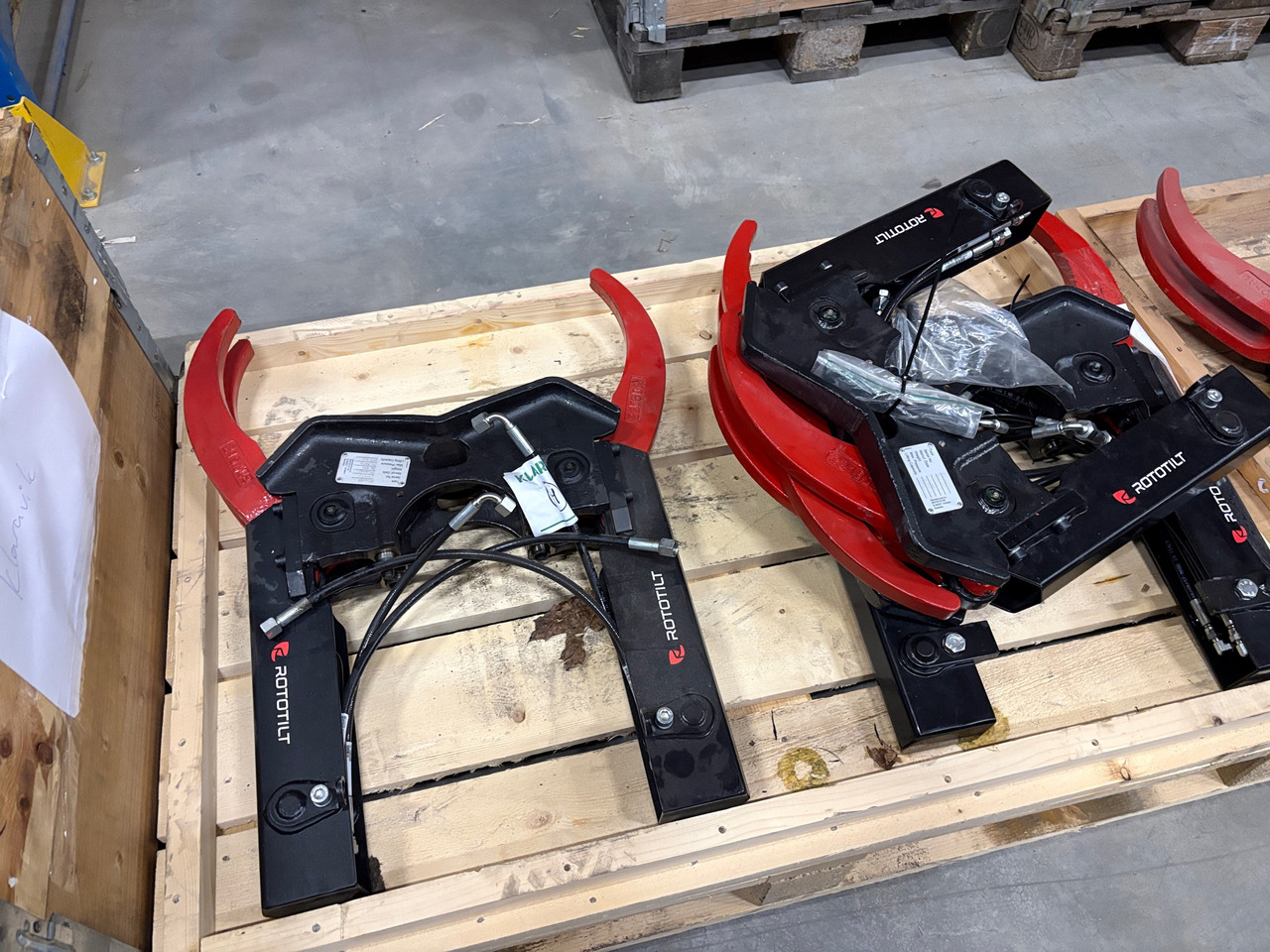 Rototilt RG400 - Construction equipment: picture 1 Rototilt RG400 - Construction equipment: picture 1