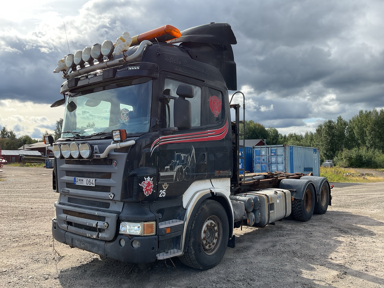 Scania R580 - Hook lift truck: picture 1 Scania R580 - Hook lift truck: picture 1