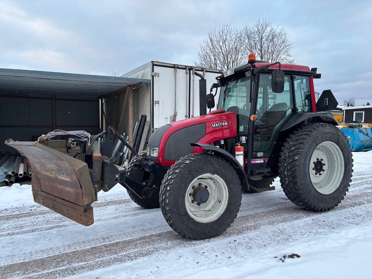 Valtra A72 - Farm tractor: picture 1 Valtra A72 - Farm tractor: picture 1