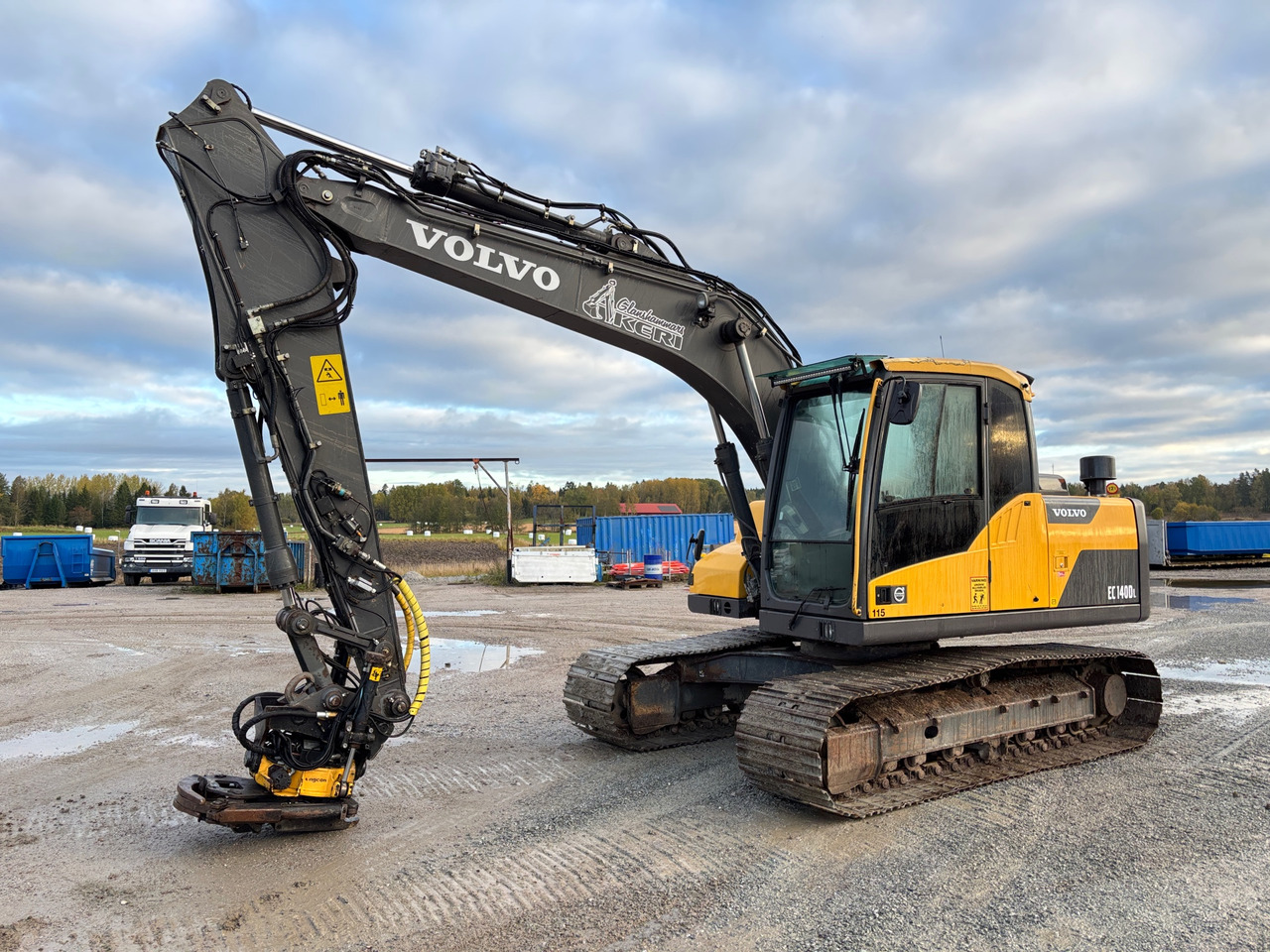 Volvo EC140DL - Excavator: picture 1 Volvo EC140DL - Excavator: picture 1