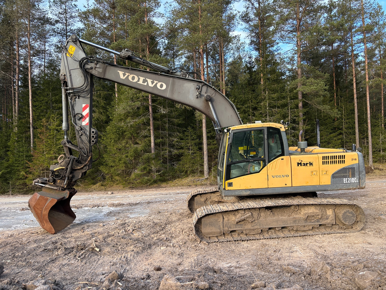 Volvo EC210CL - Excavator: picture 1 Volvo EC210CL - Excavator: picture 1