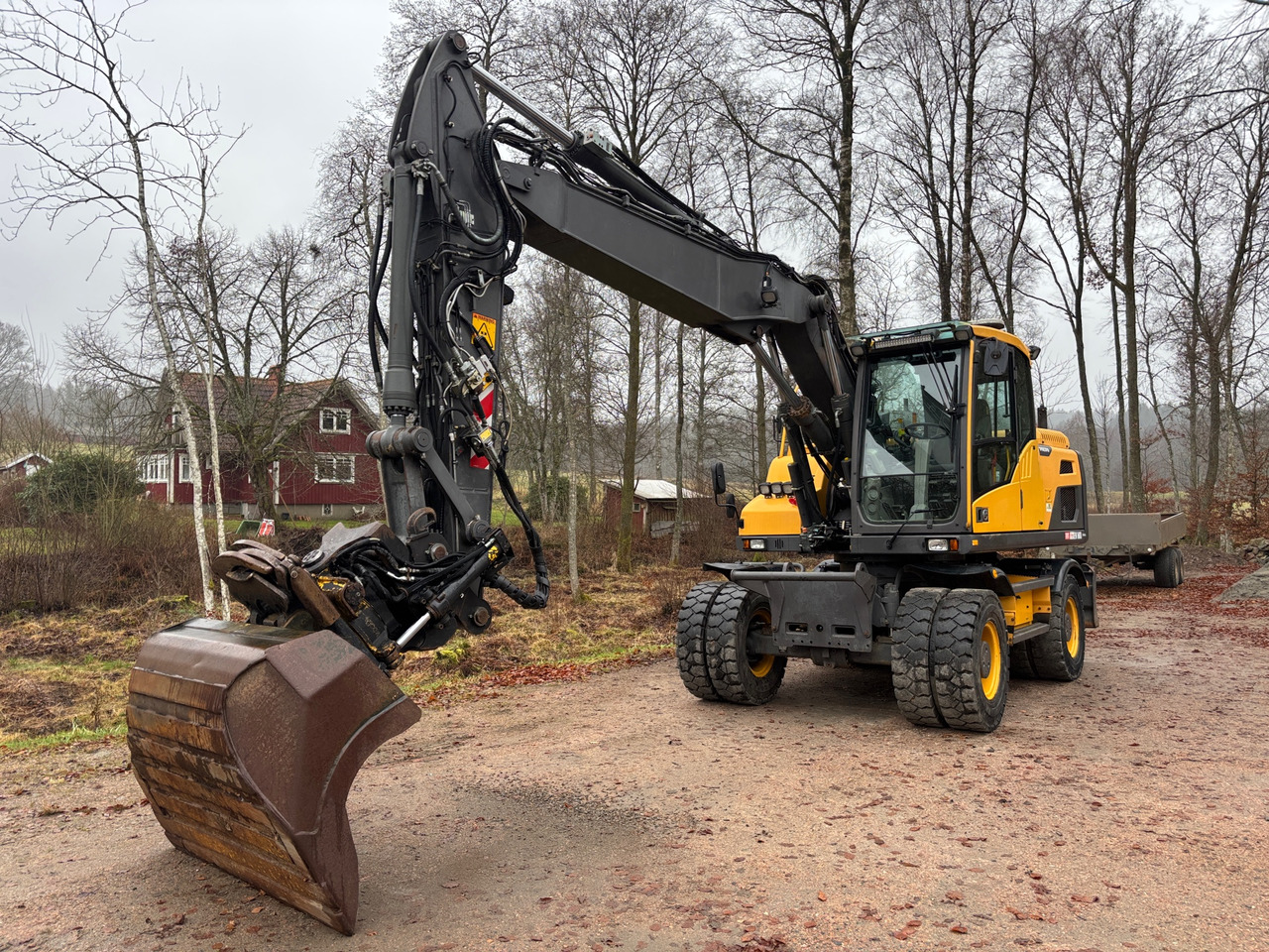 Volvo EW160D - Excavator: picture 1 Volvo EW160D - Excavator: picture 1