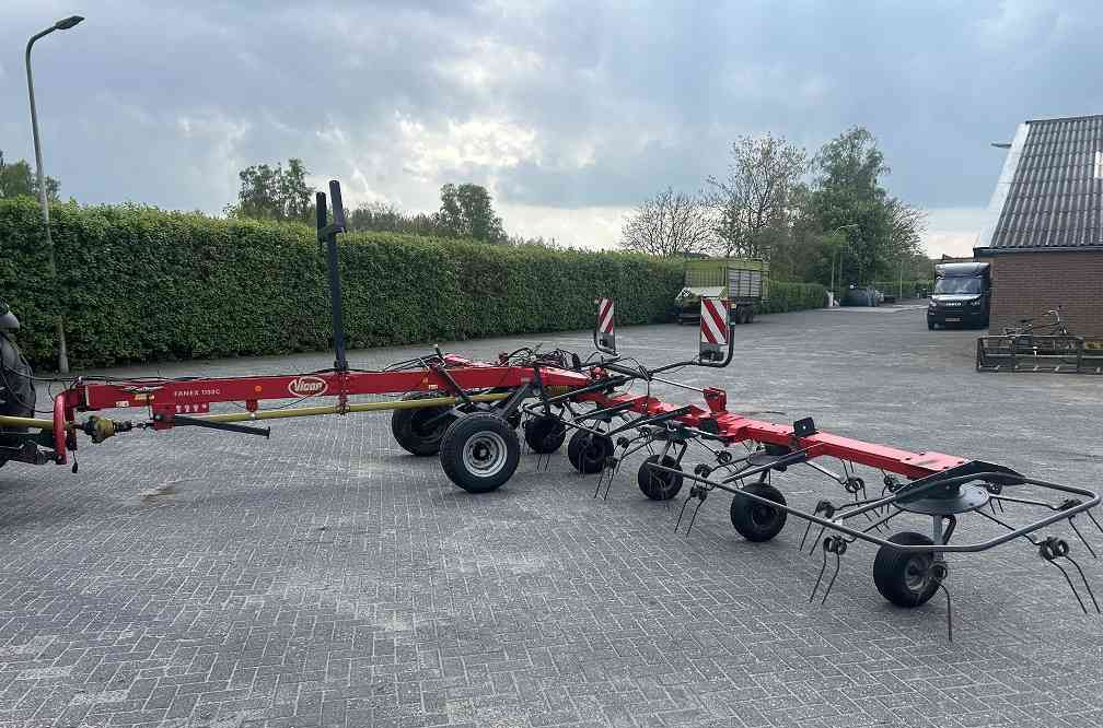 Vicon Fanex 1103 C schudder - Tedder/ Rake: picture 2 Vicon Fanex 1103 C schudder - Tedder/ Rake: picture 2