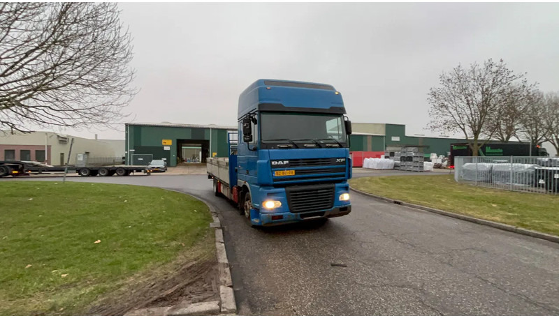 DAF XF 95.380 Daf 95 XF 380 met Kraan 16 ton meter - Dropside/ Flatbed truck, Crane truck: picture 1 DAF XF 95.380 Daf 95 XF 380 met Kraan 16 ton meter - Dropside/ Flatbed truck, Crane truck: picture 1