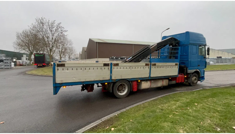 DAF XF 95.380 Daf 95 XF 380 met Kraan 16 ton meter - Dropside/ Flatbed truck, Crane truck: picture 5 DAF XF 95.380 Daf 95 XF 380 met Kraan 16 ton meter - Dropside/ Flatbed truck, Crane truck: picture 5