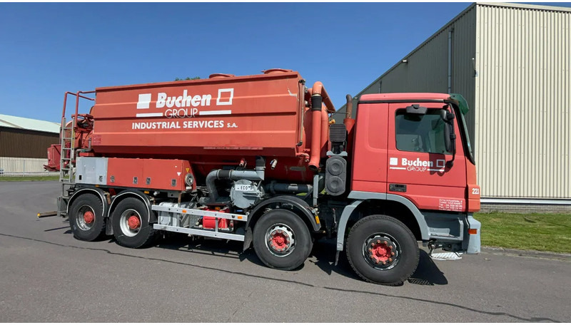Mercedes-Benz Actros 4141 Mercedes 4141 8x4 full steel INOX tank - Vacuum truck: picture 5 Mercedes-Benz Actros 4141 Mercedes 4141 8x4 full steel INOX tank - Vacuum truck: picture 5