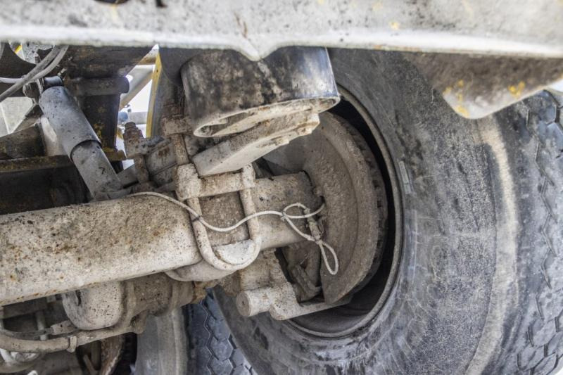 Concrete mixer semi-trailer DEBUF BETON MIXER/MALAXEUR/MISCHER-12M³: picture 8