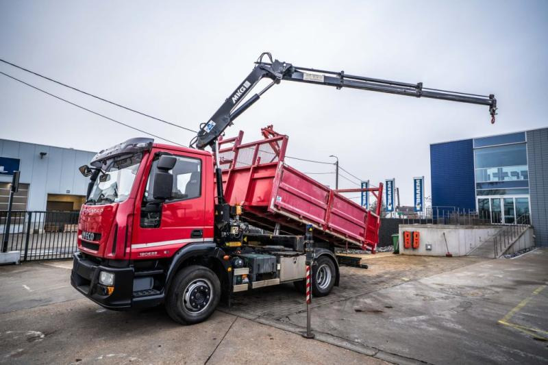 Iveco EUROCARGO 120E22 - 45 285 KM - Tipper, Crane truck: picture 1 Iveco EUROCARGO 120E22 - 45 285 KM - Tipper, Crane truck: picture 1