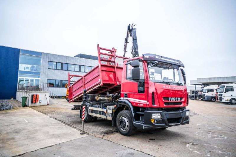 Iveco EUROCARGO 120E22 - 45 285 KM - Tipper, Crane truck: picture 2 Iveco EUROCARGO 120E22 - 45 285 KM - Tipper, Crane truck: picture 2