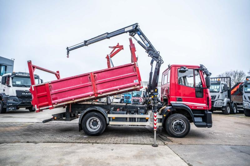 Iveco EUROCARGO 120E22 - 45 285 KM - Tipper, Crane truck: picture 3 Iveco EUROCARGO 120E22 - 45 285 KM - Tipper, Crane truck: picture 3