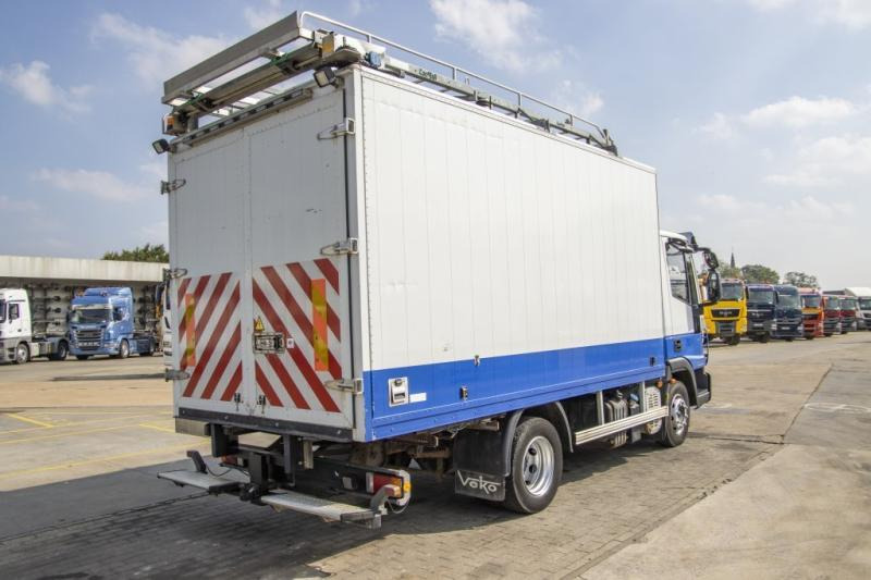 Iveco EUROCARGO 90E18- E5 +Porte-bagages réglable - Box truck: picture 3 Iveco EUROCARGO 90E18- E5 +Porte-bagages réglable - Box truck: picture 3