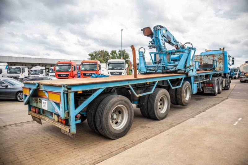 Kennis KRAAN/CRANE/GRUE/KRAN - KENNIS 14 TON/M - Dropside/ Flatbed semi-trailer: picture 5 Kennis KRAAN/CRANE/GRUE/KRAN - KENNIS 14 TON/M - Dropside/ Flatbed semi-trailer: picture 5