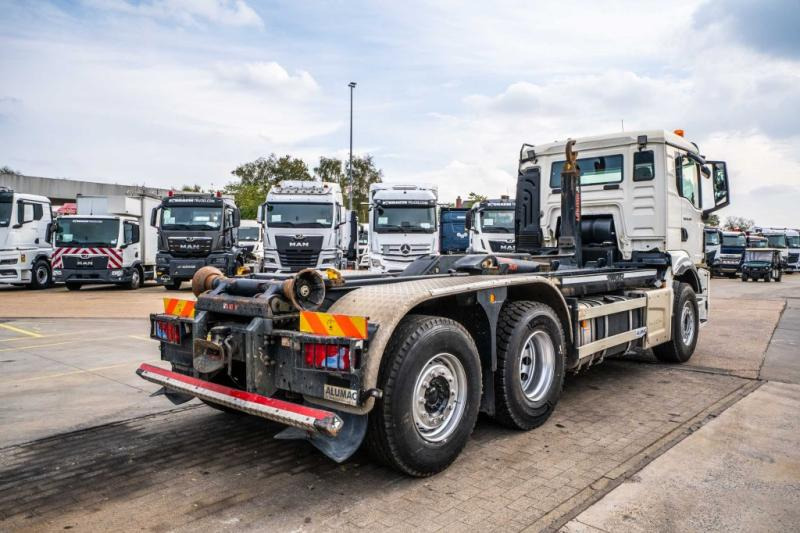 MAN TGS 26.430 6x2-4 BL - Hook lift truck: picture 4 MAN TGS 26.430 6x2-4 BL - Hook lift truck: picture 4