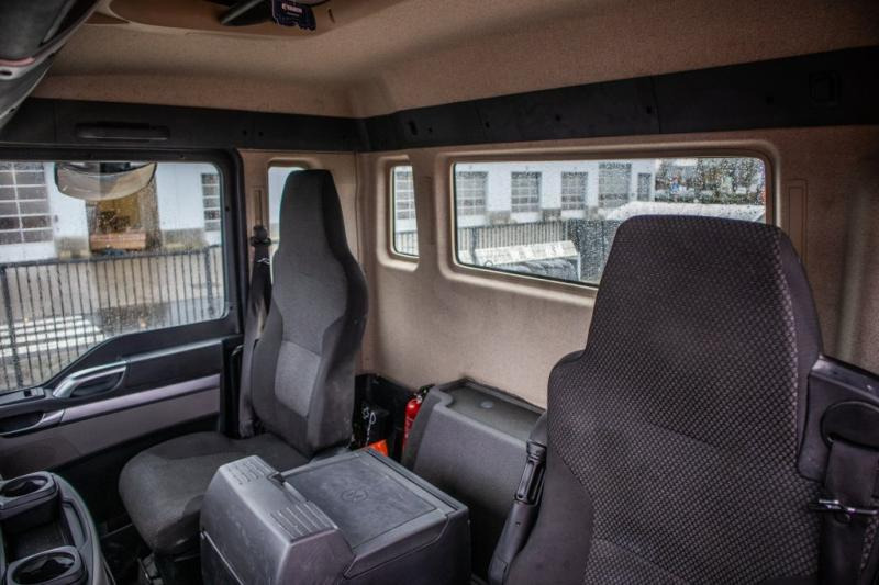 Tractor unit MAN TGS 26.470 6X6H +HYDR: picture 8