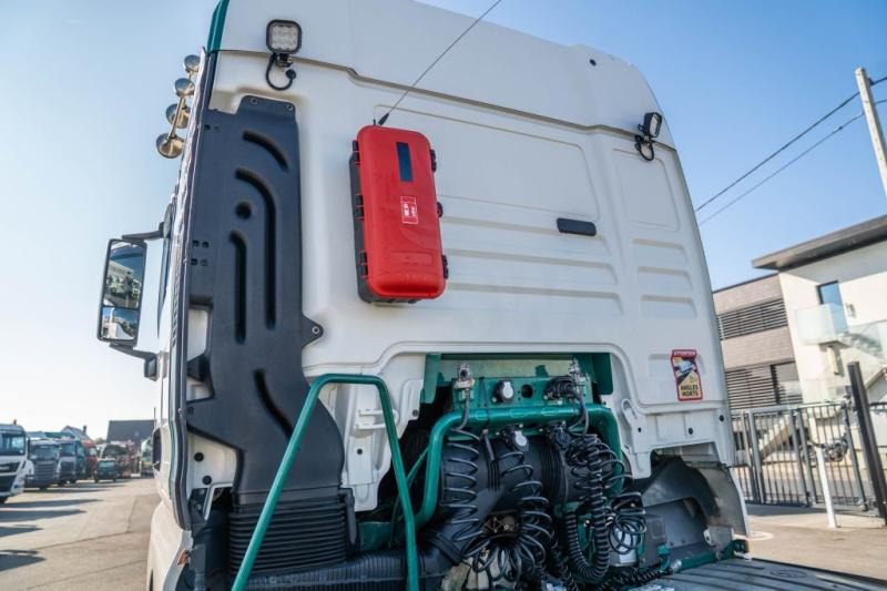 Tractor unit MAN TGX 18.460 XLX BLS -INTARDER-ADR: picture 7 Tractor unit MAN TGX 18.460 XLX BLS -INTARDER-ADR: picture 7