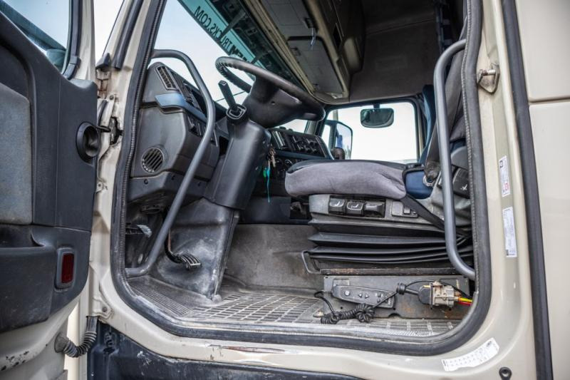 Tractor unit Volvo FH 400-E5+HYDR.: picture 7