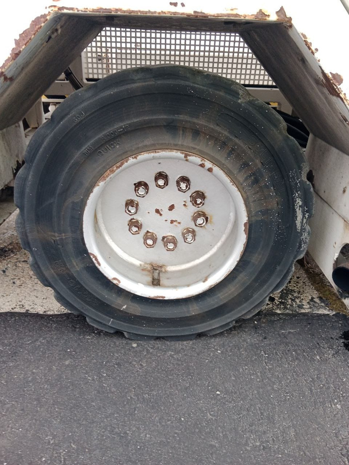 TREPEL CCL35/35 - Aircraft cargo loader: picture 4 TREPEL CCL35/35 - Aircraft cargo loader: picture 4