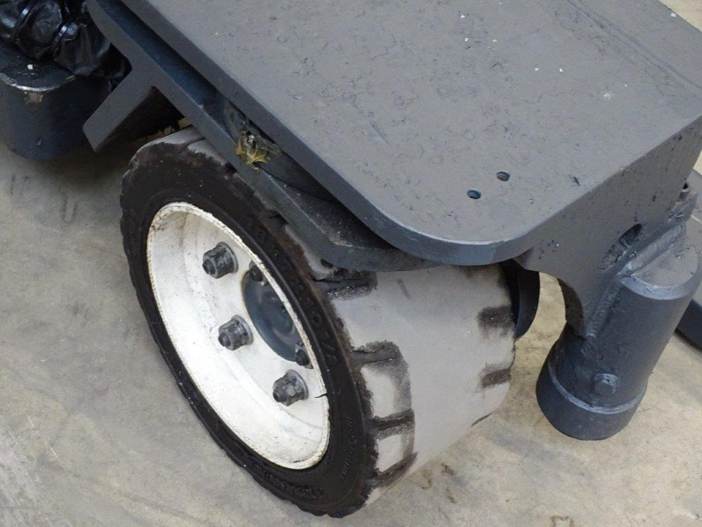 Combilift C3000 - TRIPLEX - 4-way reach truck: picture 2 Combilift C3000 - TRIPLEX - 4-way reach truck: picture 2