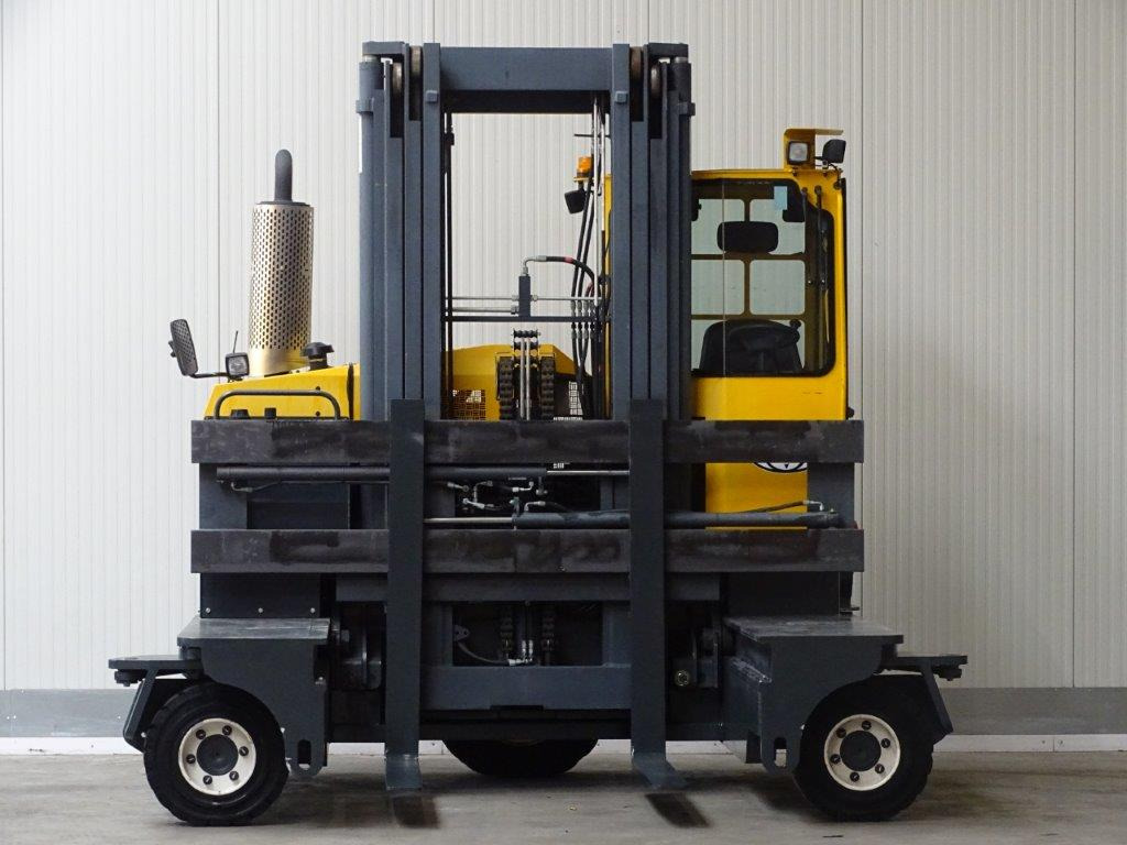 Combilift C8000 - TRIPLEX - 4-way reach truck: picture 3 Combilift C8000 - TRIPLEX - 4-way reach truck: picture 3