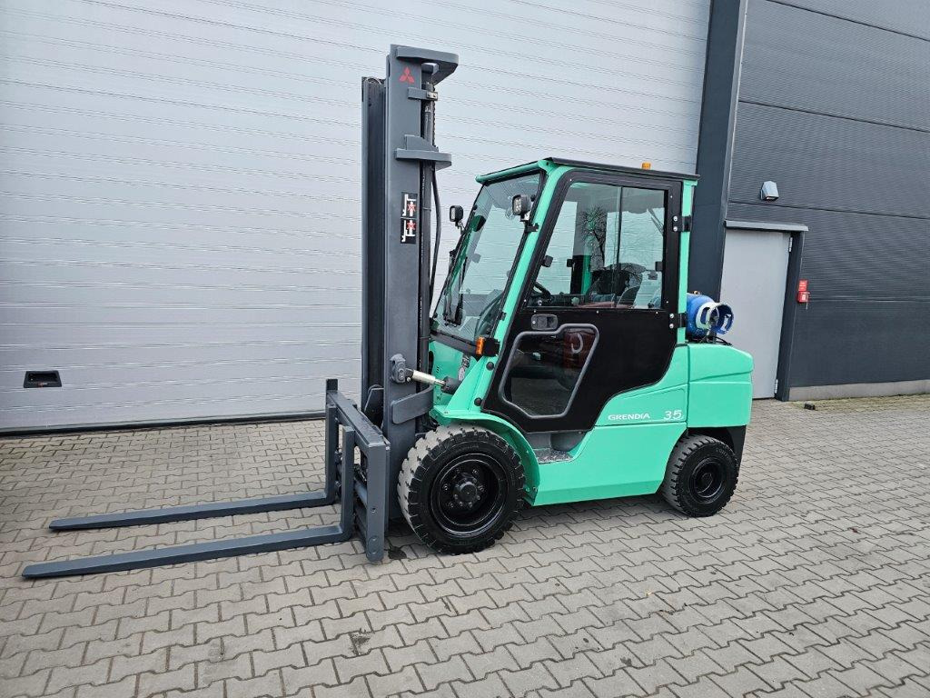 Mitsubishi FG35NT - Forklift: picture 1 Mitsubishi FG35NT - Forklift: picture 1