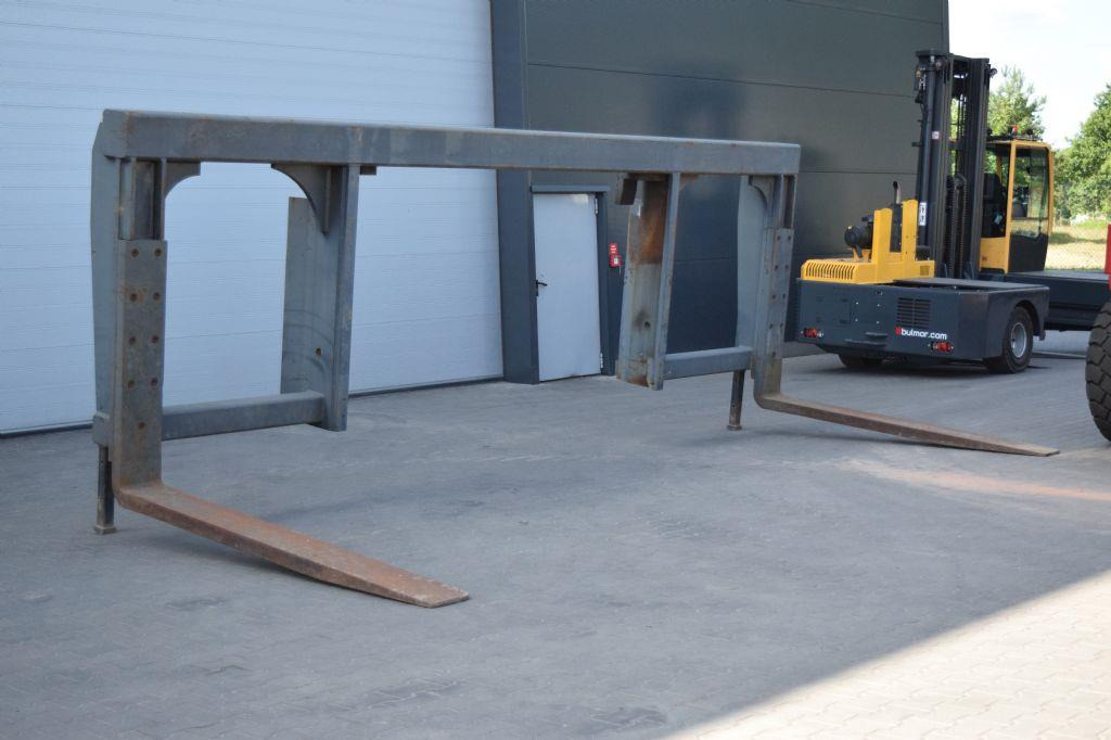 Stabau A26-LGT 220/750 Langguttraverse - Forks for Construction machinery: picture 2 Stabau A26-LGT 220/750 Langguttraverse - Forks for Construction machinery: picture 2