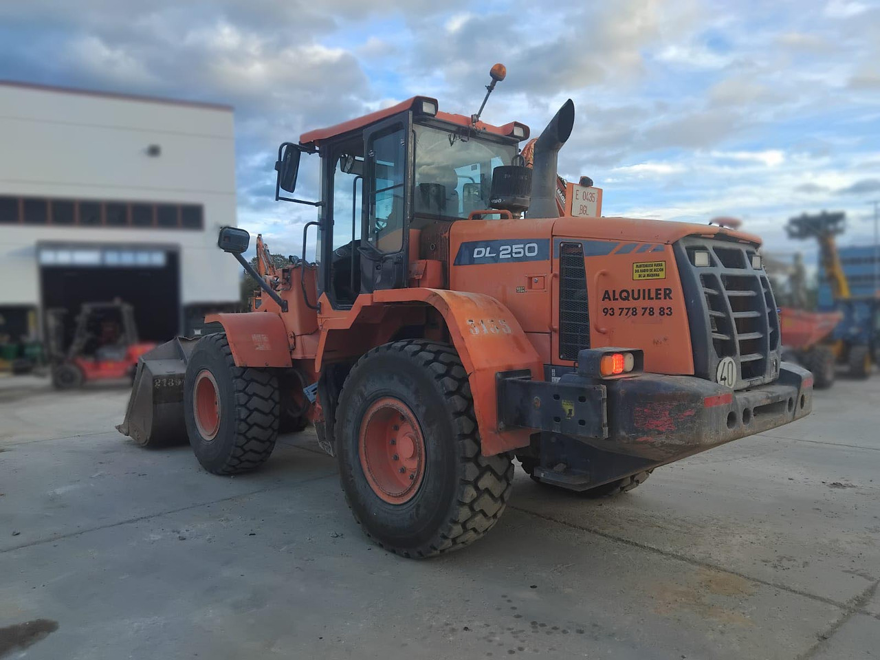 DOOSAN DL250-3 - Wheel loader: picture 4 DOOSAN DL250-3 - Wheel loader: picture 4