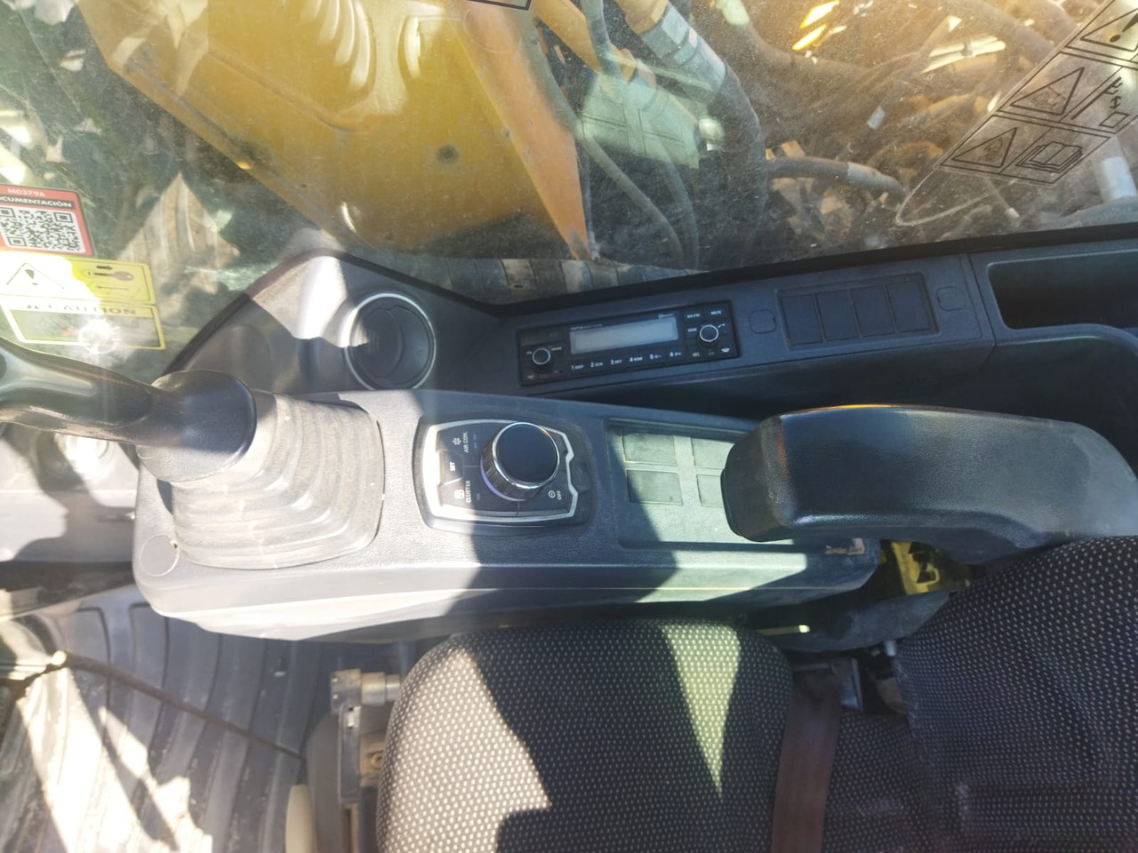 Wheel excavator HYUNDAI HW140: picture 12