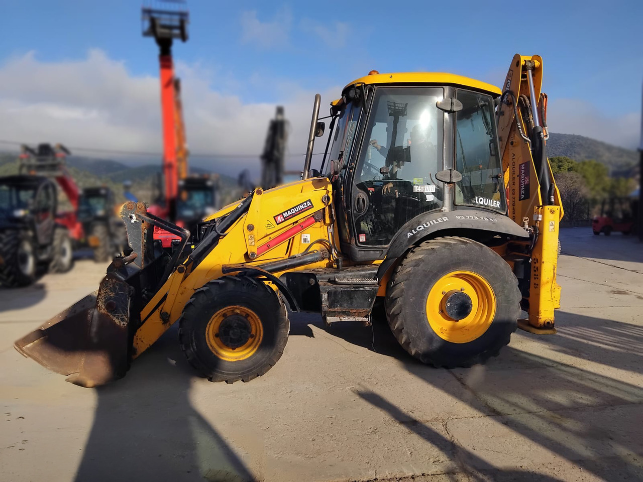JCB 3CX-4T - Backhoe loader: picture 1 JCB 3CX-4T - Backhoe loader: picture 1