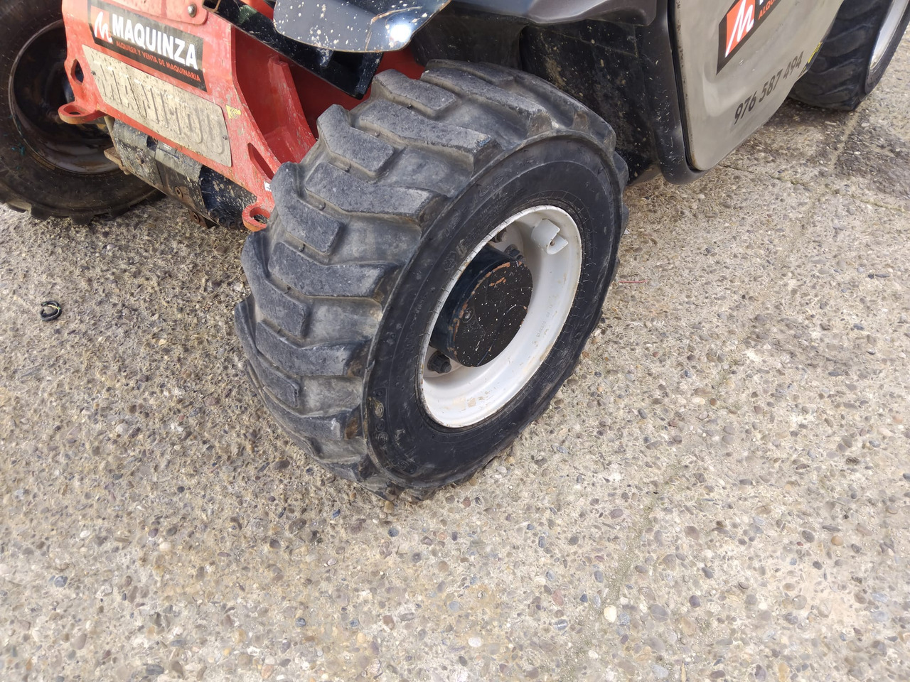 Telescopic handler MANITOU MT625 H EASY: picture 10