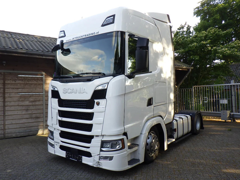 Scania S410 Mega / Retarder / 50.000 GVW - Tractor unit: picture 1 Scania S410 Mega / Retarder / 50.000 GVW - Tractor unit: picture 1
