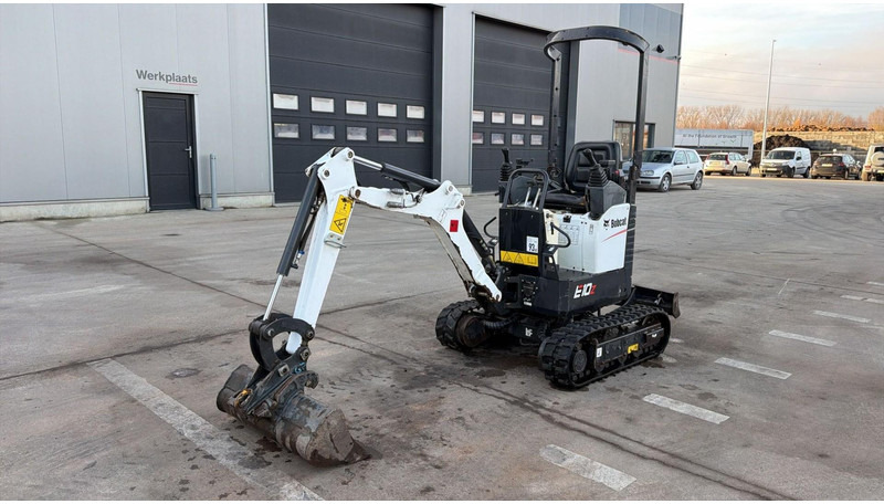 Bobcat E10 Z (BE MACHINE / 438H / MIN WIDTH 0.73M / TOP CONDITION) - Mini excavator: picture 2 Bobcat E10 Z (BE MACHINE / 438H / MIN WIDTH 0.73M / TOP CONDITION) - Mini excavator: picture 2